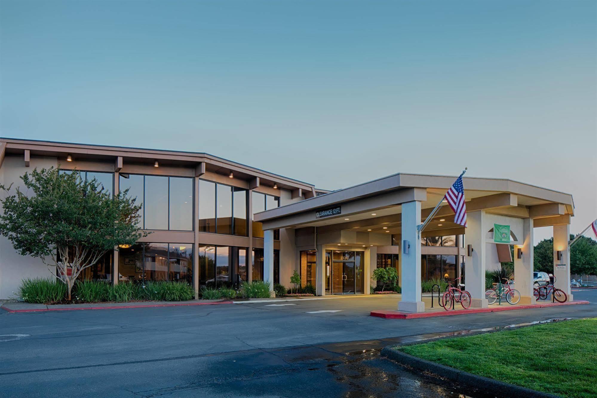 Red Lion Hotel Redding Exterior foto