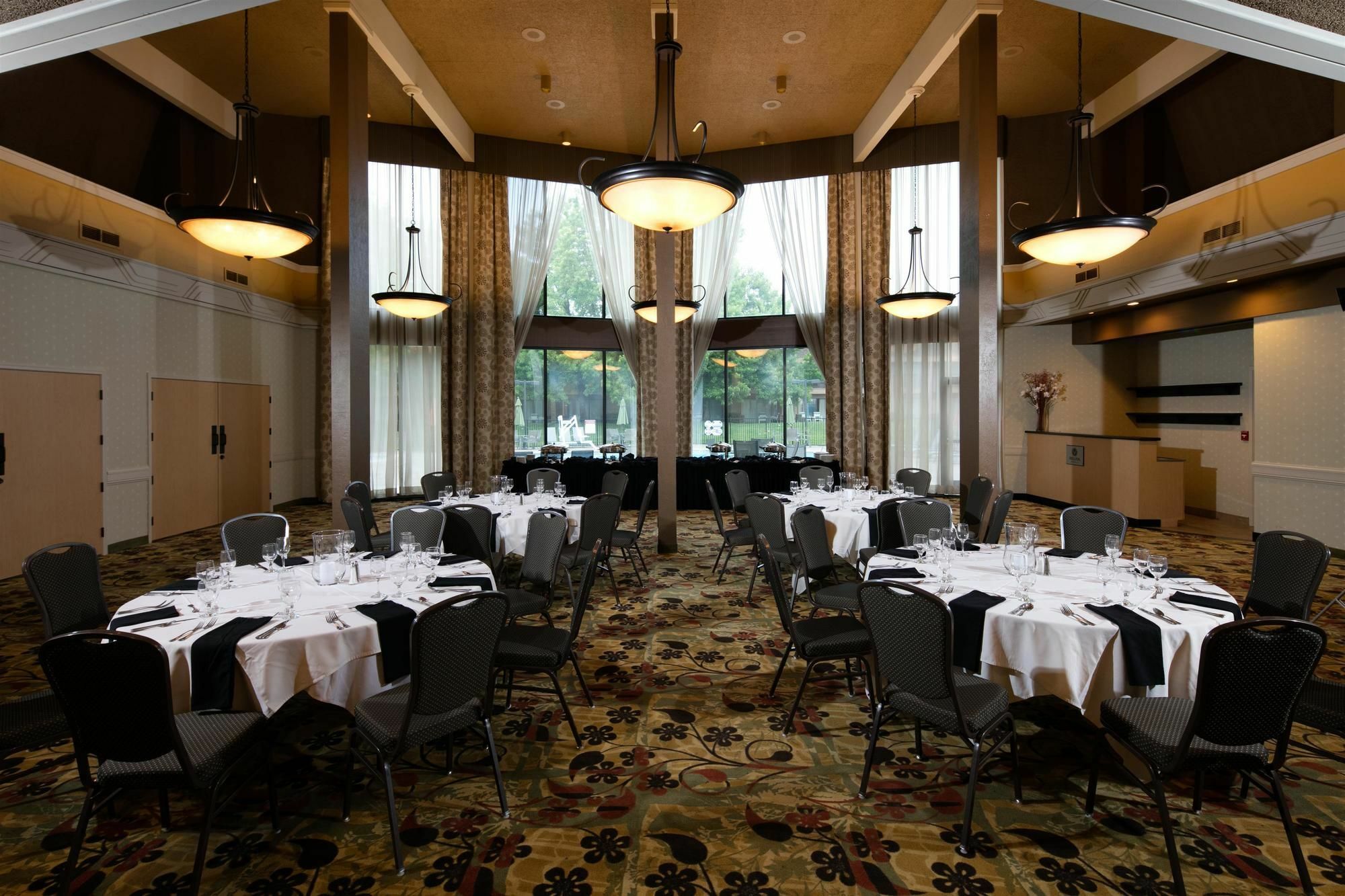 Red Lion Hotel Redding Exterior foto